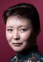 Самал Еслямова