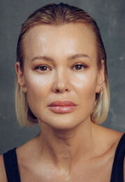 Лилия Мэй