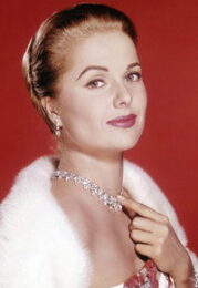 Martha Hyer